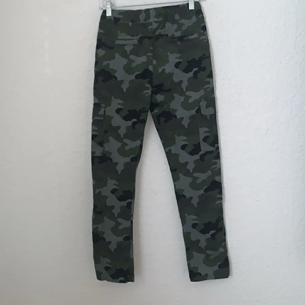 Cat & Jack Boys Camo Cargo joggers Size 14
